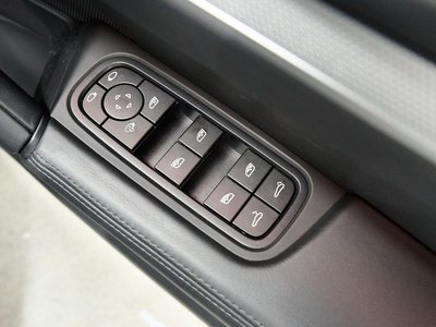 2023 Porsche CAYENNE — миниатюра 20