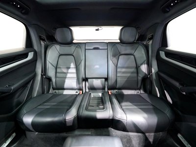 2023 Porsche CAYENNE — миниатюра 35