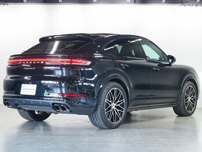 2023 Porsche CAYENNE 照片 8