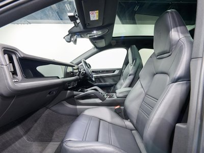 2023 Porsche CAYENNE — миниатюра 32