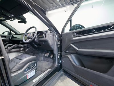 2023 Porsche CAYENNE — миниатюра 13