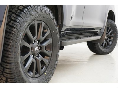 TOYOTA LAND CRUISER PRADO - 6
