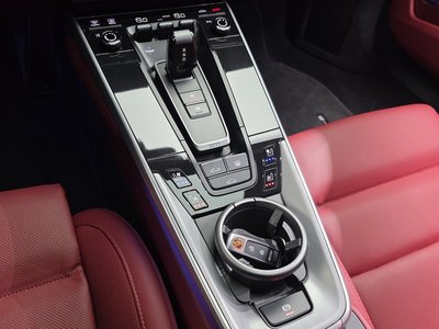 PORSCHE 911 - 9