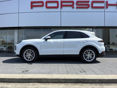 PORSCHE CAYENNE - 2