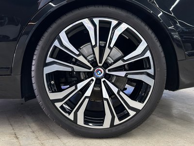 صورة مصغرة 30 لـ 2023 BMW X7