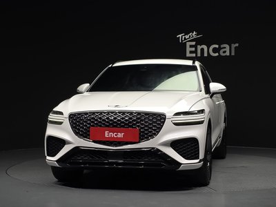 صورة 2 لـ 2023 Genesis GV70