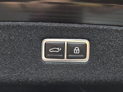 2023 Genesis G90 (RS4) thumbnail 26