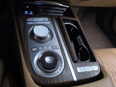 GENESIS G80 (RG3) - 9