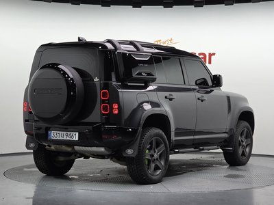 صورة 6 لـ 2025 LAND Rover DEFENDER