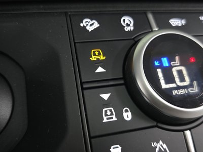 2025 LAND Rover DEFENDER — миниатюра 25