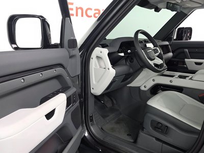 2025 LAND Rover DEFENDER — миниатюра 14