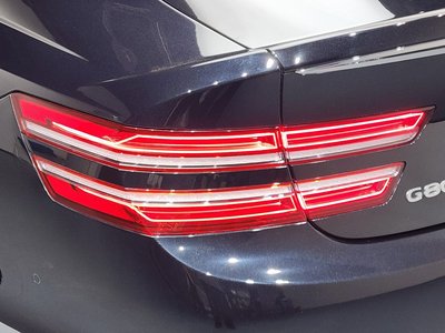 GENESIS G80 (RG3) - 10