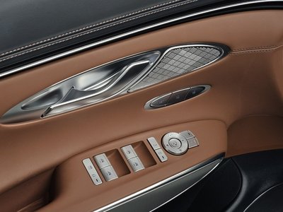 2023 Genesis GV70 — миниатюра 19