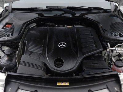 MERCEDES-BENZ E-CLASS - 7