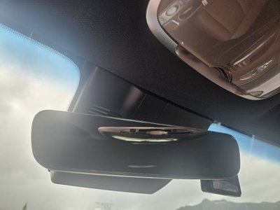 2023 Genesis GV70 photo 8