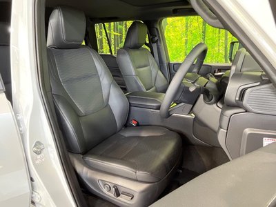 2025 Toyota LAND CRUISER 250 photo 7