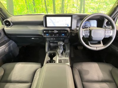 2025 Toyota LAND CRUISER 250 photo 2