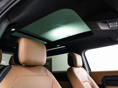 LAND ROVER DEFENDER - 5