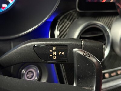 MERCEDES-BENZ C-CLASS - 9