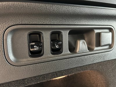 MERCEDES-BENZ GLC - 10