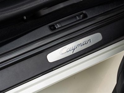 2015 Porsche CAYMAN 缩略图 23