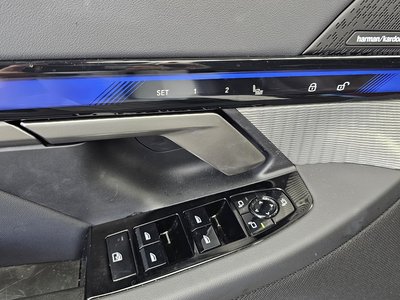 2025 BMW 5 SERIES — миниатюра 29