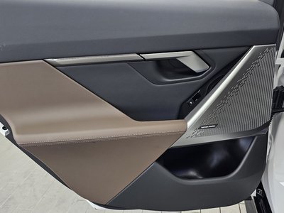 2025 BMW 5 SERIES — миниатюра 15
