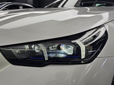 2025 BMW 5 SERIES — фото 9