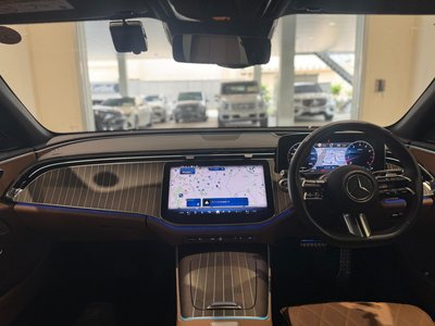 MERCEDES-BENZ E-CLASS - 5