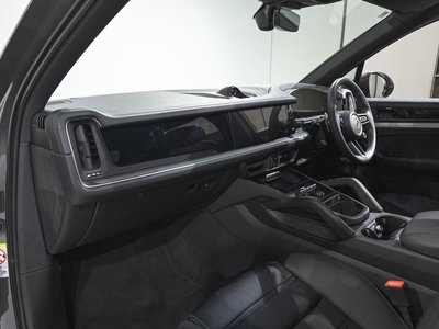 2024 Porsche CAYENNE 缩略图 15