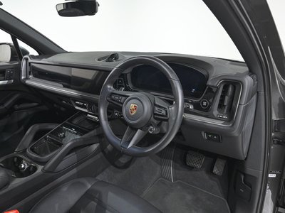2024 Porsche CAYENNE 照片 10