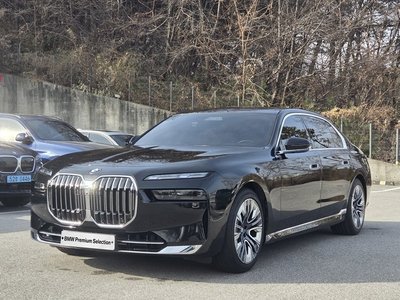 BMW 7 SERIES