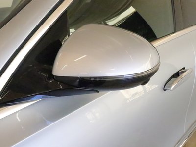 MERCEDES-BENZ E-CLASS - 7