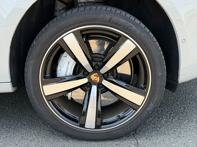صورة مصغرة 33 لـ 2024 Porsche MACAN