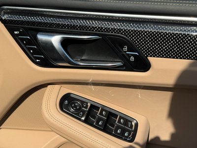 صورة مصغرة 17 لـ 2024 Porsche MACAN