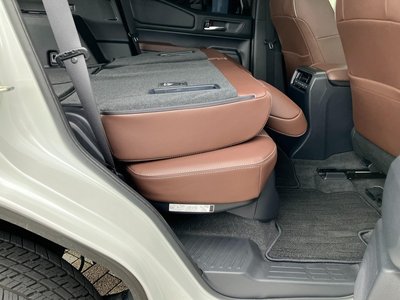 صورة مصغرة 70 لـ 2024 Toyota LAND CRUISER 250