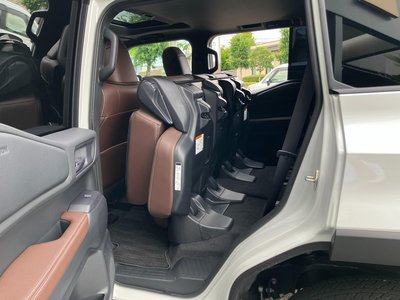 صورة مصغرة 75 لـ 2024 Toyota LAND CRUISER 250