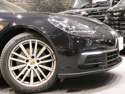 PORSCHE PANAMERA - 5