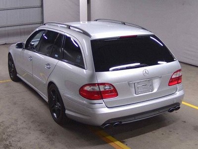 MERCEDES-BENZ E-CLASS AMG - 2