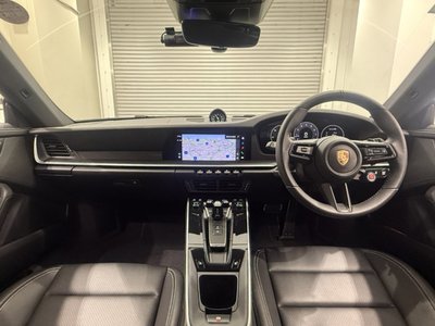 PORSCHE 911 - 10