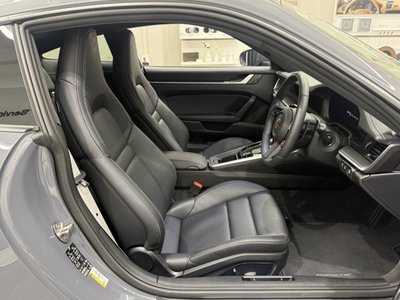 PORSCHE 911 - 8