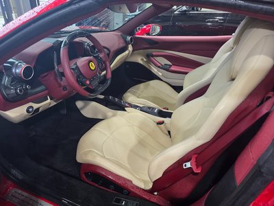 صورة 6 لـ 2021 Ferrari F8 SPIDER