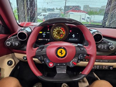 صورة مصغرة 13 لـ 2021 Ferrari F8 SPIDER