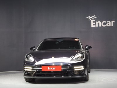PORSCHE PANAMERA - 2
