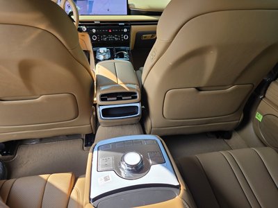 GENESIS G80 (RG3) - 10