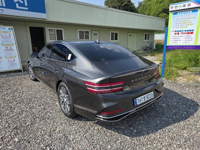 GENESIS G80 (RG3) - 5