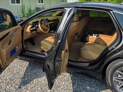 GENESIS G80 (RG3) - 8