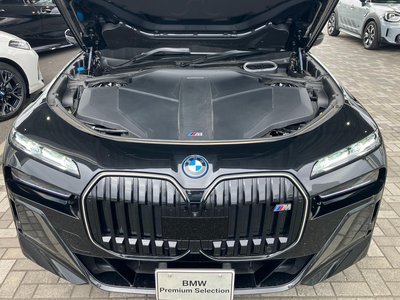 2025 BMW I7 缩略图 13
