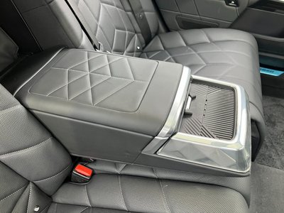 2025 BMW I7 缩略图 73