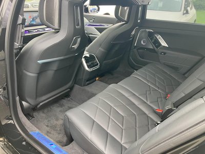 2025 BMW I7 缩略图 71